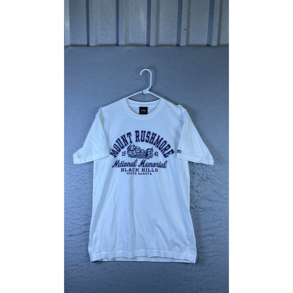 Prairie Mountain T-Shirt Mens M White Excellent Mount Rushmore National Memorial